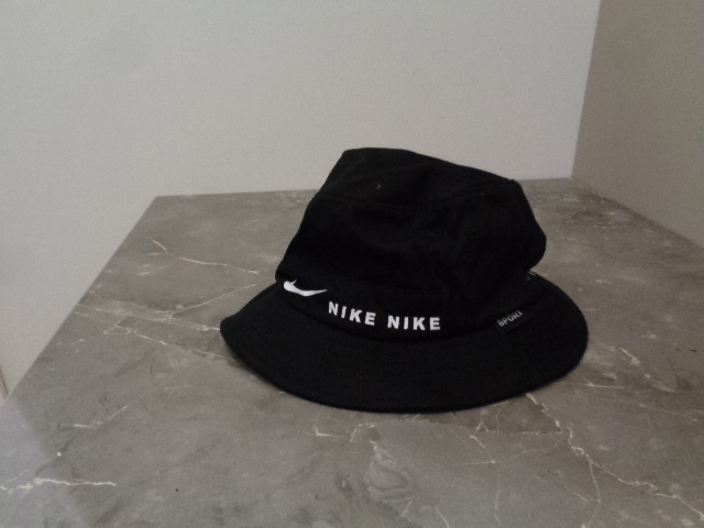NIKE LIERI HATTU